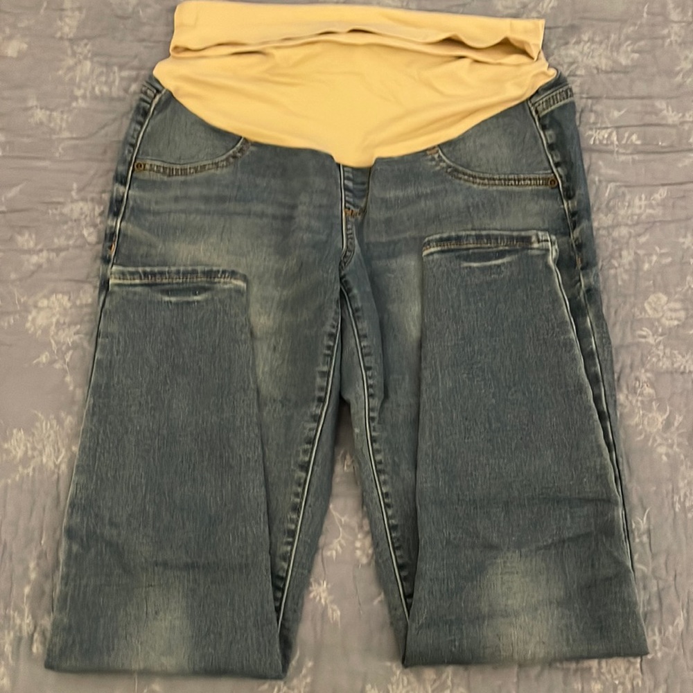 Maternity jeggings